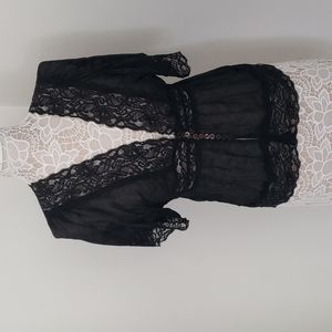 Sace sheer top size L